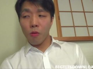 Big susu asia blowing boy until he cums