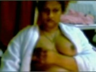 Chennai aunty bogel dalam seks sembang