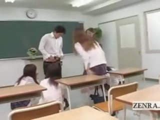 Subtitled rapariga vestida gajo nu japonesa sala de aula masturbação filme