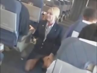 Flight attendent מבאס זין