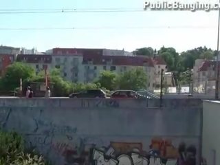 Публічний ххх відео трійця по a автобус стоп