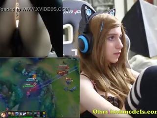 Gamergirl pjäser league av legends