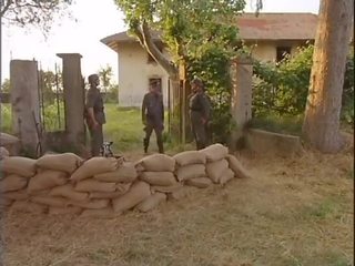 Niñas retenida cautivo, militar adulto película