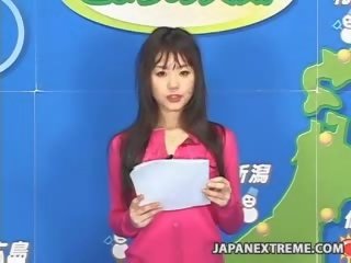 Tv weathergirl 얼굴의 에 살고있다 tv