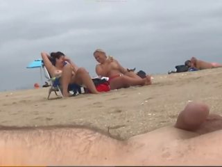 Emocionado a ser seen por mujeres en la momento de ejaculation/nudist playa