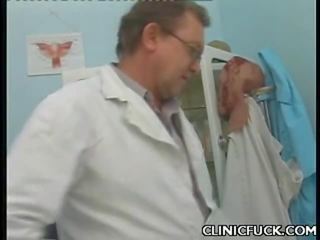 Breasty judith menikmati klinik x rated video