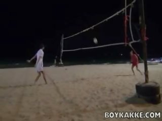 Volley tim koqe