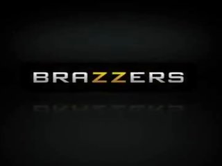 Brazzers - hän on aio suihkuta - veronica rodriguez ja johnny synnit - minä hate johnny synnit