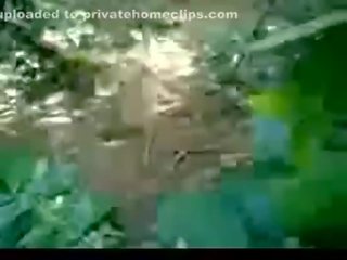 Warga india ladki dalam hutan di luar adolescent fucked keras www.xnidhicam.blogspot.com