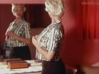 Que sera sera -vintage 60s prsnaté blondýna vyzlieka: špinavé film 66