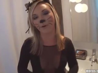 Očarljivo kitty adolescent zajebal več in jizzed