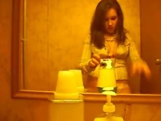 Kúpeľňa zrkadlo sebasnímanie film
