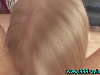 Pov blond wird ins gesicht immediately nach putz lutschen