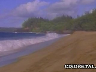 Kascha - pieptoasa bomba sexy având Adult video pe the plaja