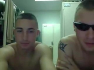 Kariuomenė guys- gaydudecams.com