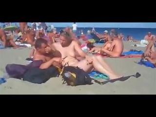 X номінальний кліп з full-blown на в публічний пляж