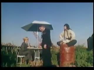 Weinig orphan sammy 1976, gratis bel ami 1976 vies film vid b9